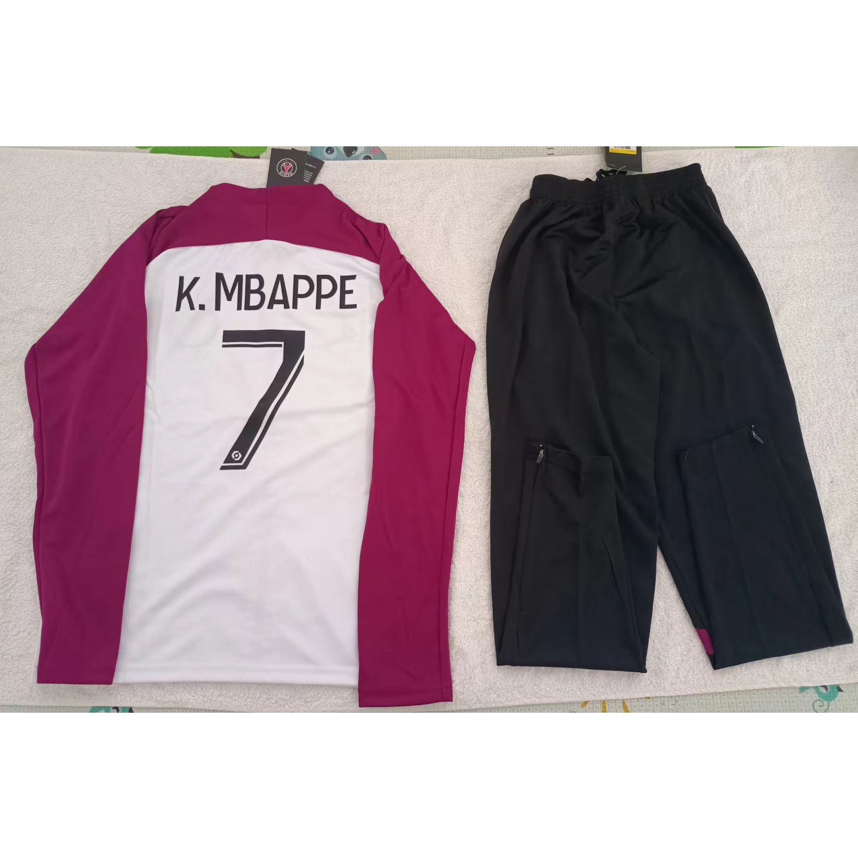 220803 Max Maillot PSG K. MBAPPE 7 Violet TailleS