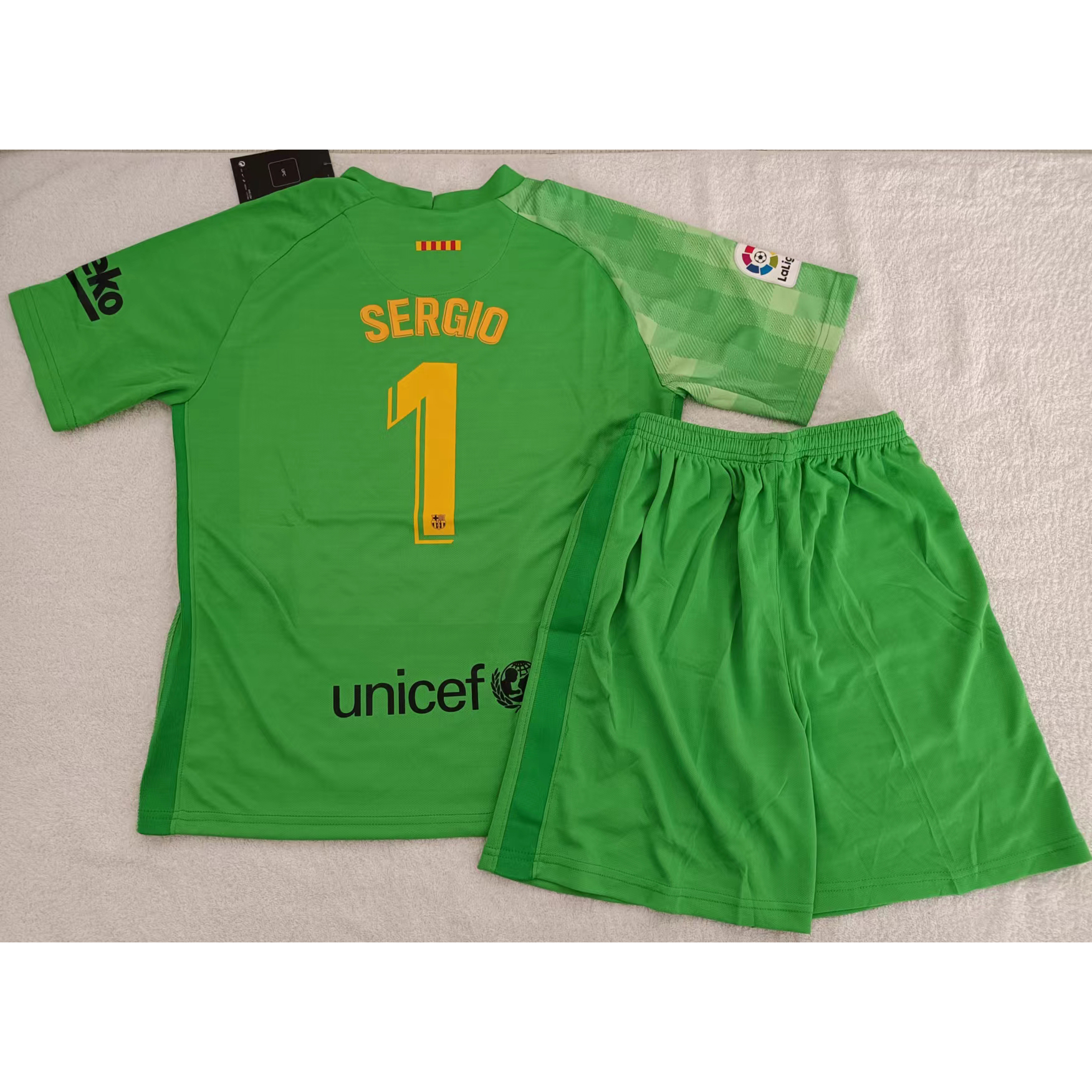 220956 Max Maillot Barcelone Enfant SERGIO 1 Vert Taille28