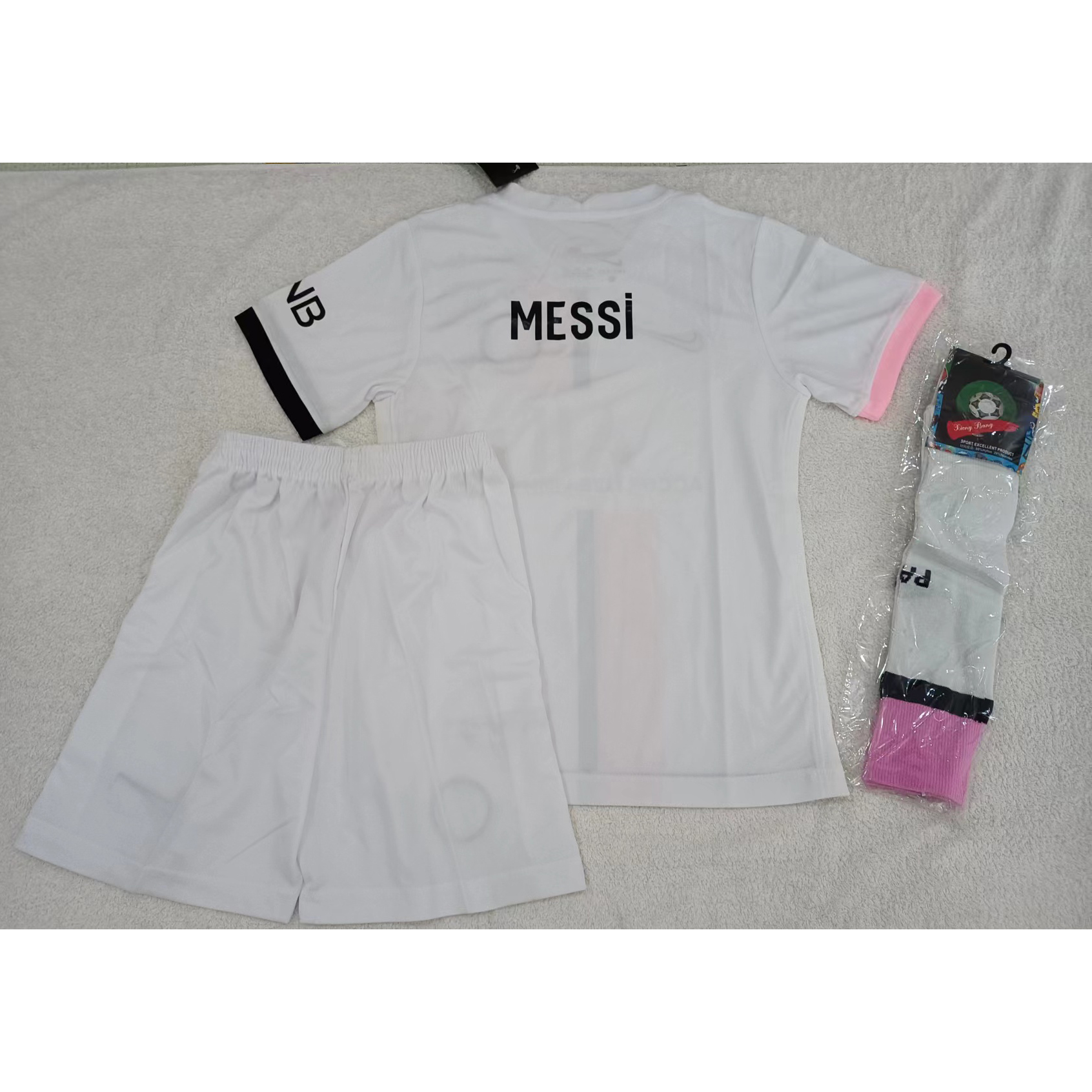 max maillots produits à prix réduits 2302106 Enfant Paris Saint Germain MESSi + Chaussettes Taille 24 Blanc