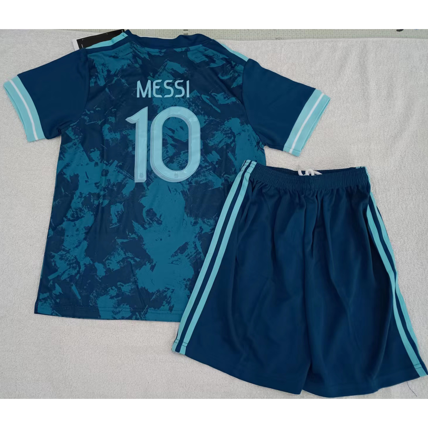 max maillots produits à prix réduits 2302114 Enfant Argentine MESSI 10 Taille 26 Bleu