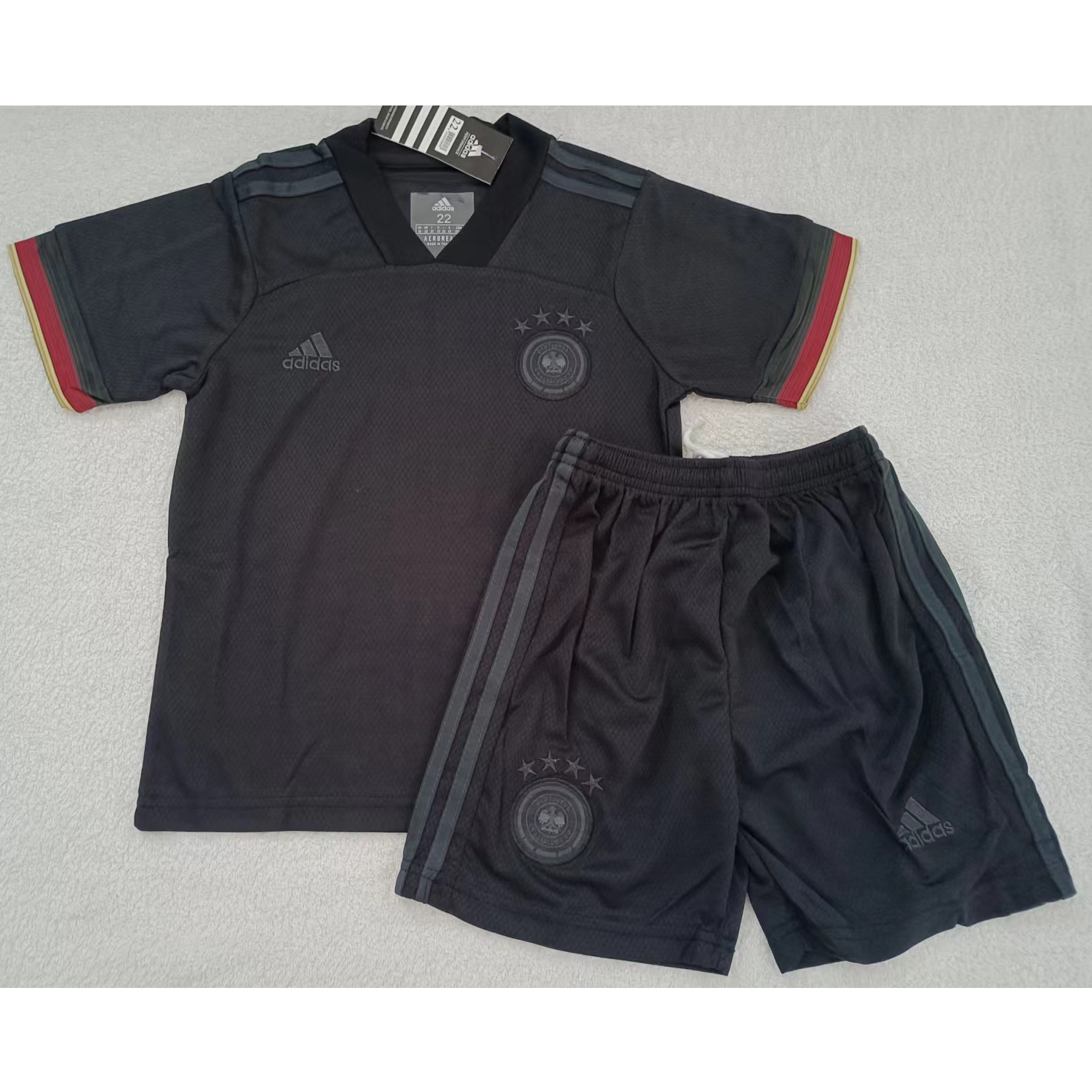 max maillots produits à prix réduits 2302131 Enfant Allemagne Taille 22 Noir