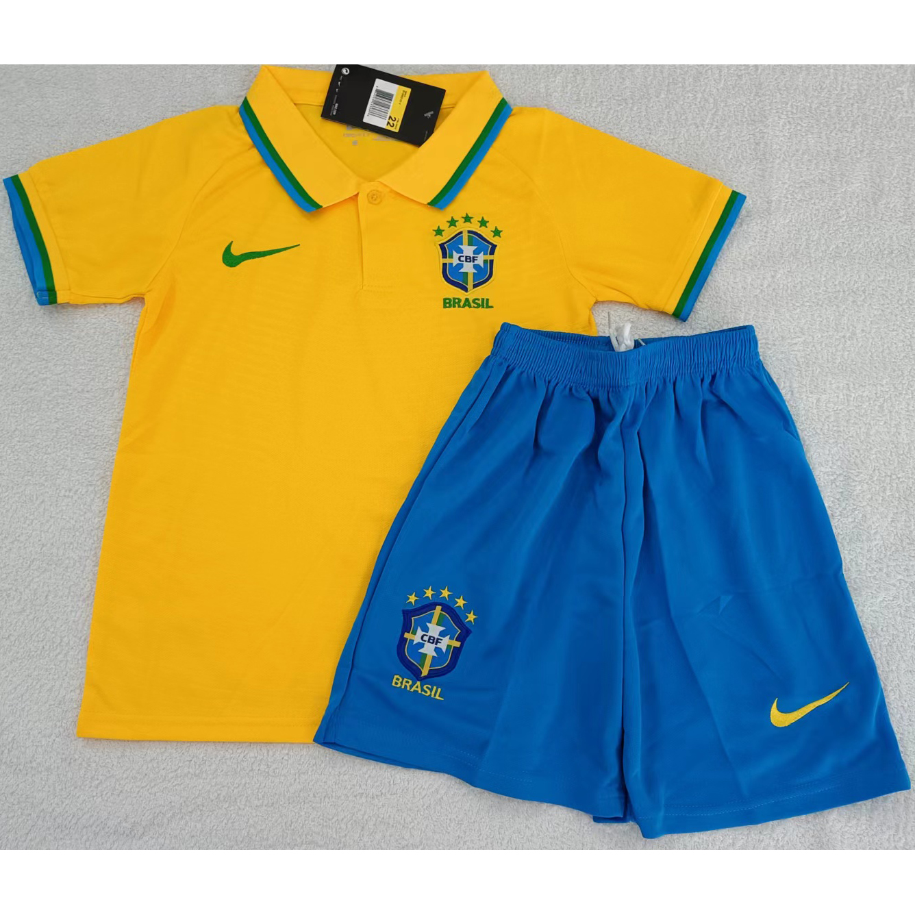 max maillots produits à prix réduits 2302134 Enfant Brésil Taille 22 Jaune