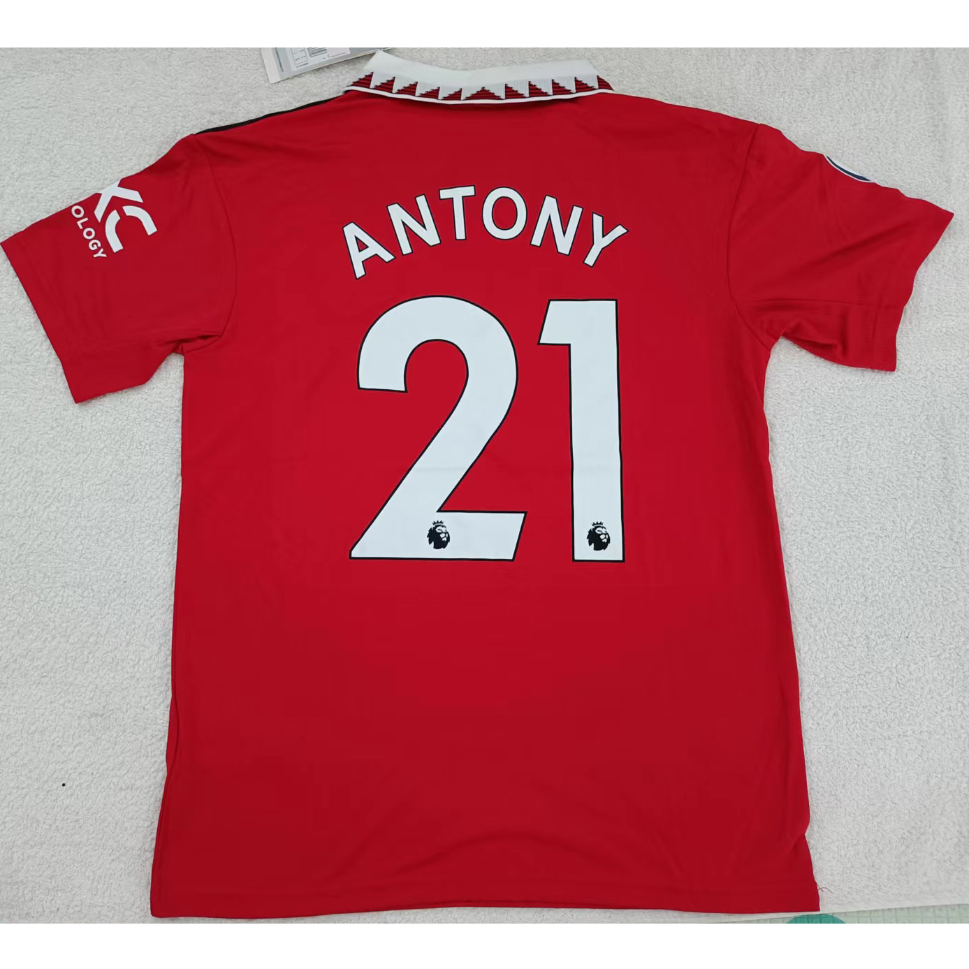 max maillots produits à prix réduits 2302141 Manchester United ANTONY 21 Taille S Rouge