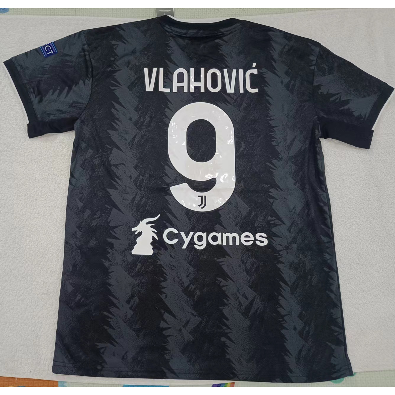 max maillots produits à prix réduits 2302161 Juventus VLAHOVIC 9 Taille XL Noir