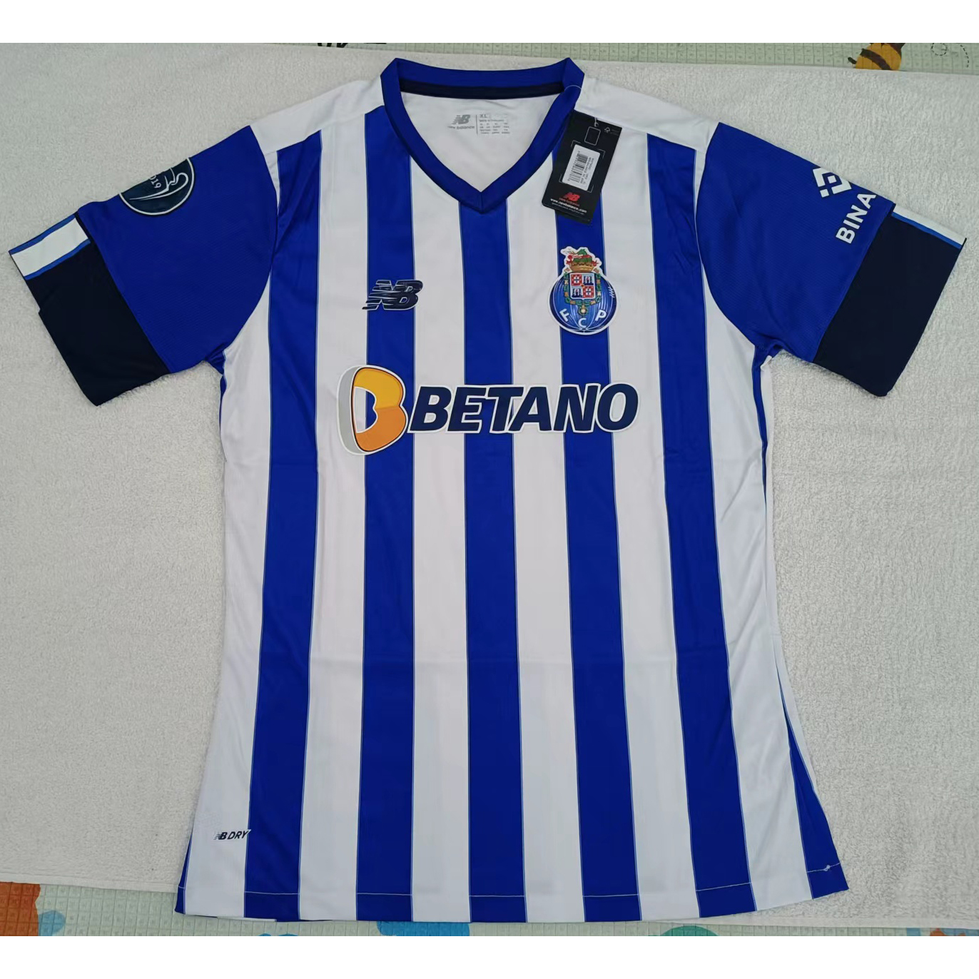 max maillots produits à prix réduits 2302187 FC Porto Taille XL Blanc