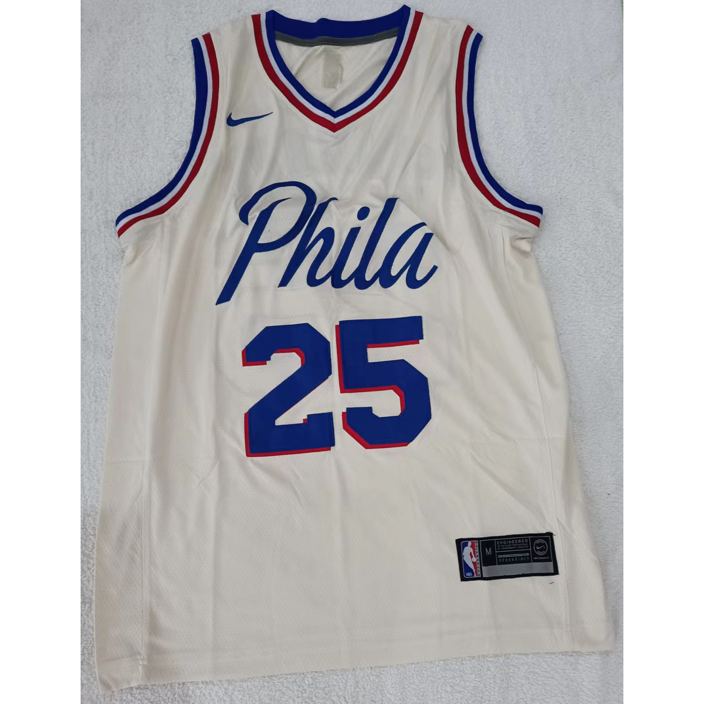 max maillots produits à prix réduits 2302219 Philadelphia 76ers SIMMONS 25 Taille M abricot