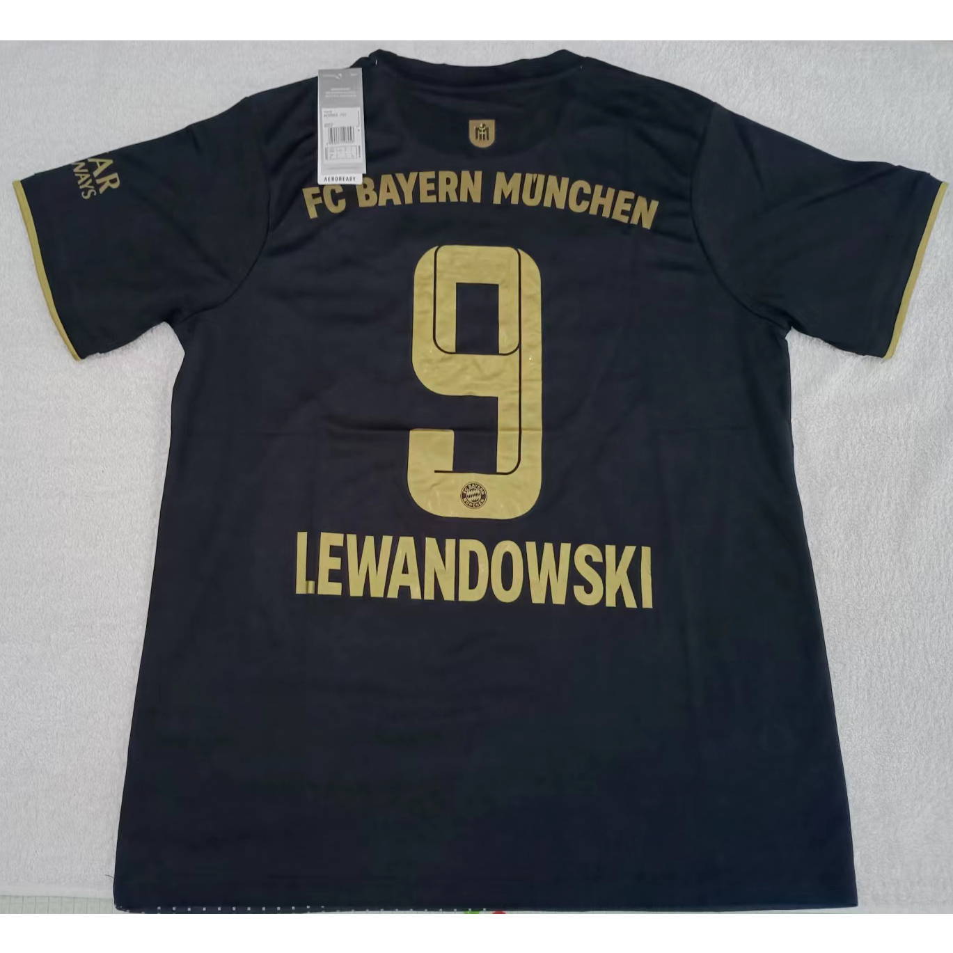 max maillots produits à prix réduits 230273 Bayern Munich 9 LEWANDOWSKI Taille L Noir